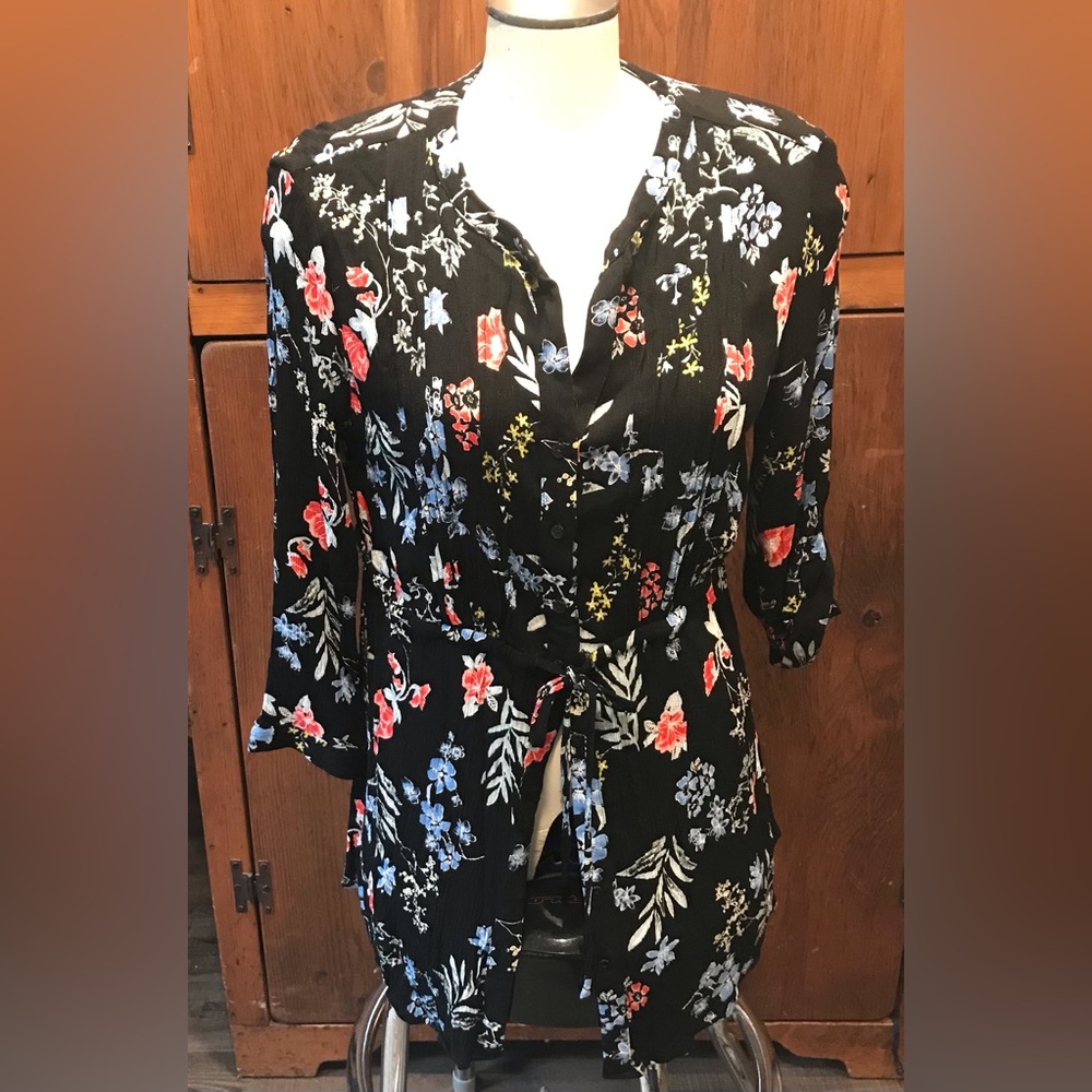 Hilary Radley Button Up Long Blouse - Size XL